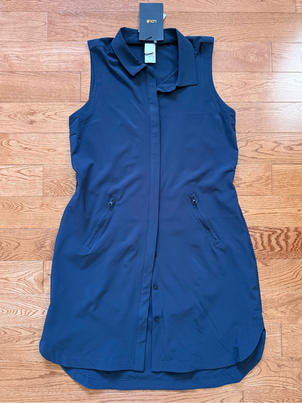 Lole NWT size medium Olivie shirtdress navy